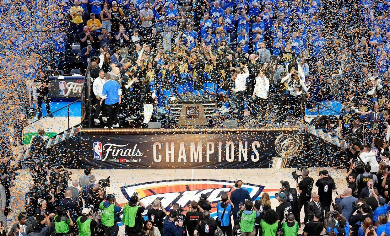 伯恩利球员 伯恩利球员